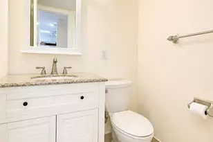 251 SE 6th Ave, Pompano Beach, FL 33060 - Photo 10