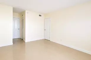 251 SE 6th Ave, Pompano Beach, FL 33060 - Photo 12