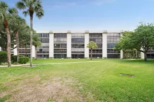 9220 SW 14th St, Boca Raton, FL 33428 - Photo 4