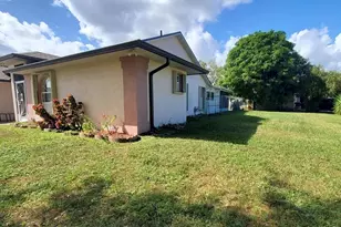 3004 SE Suntan Ct Ct SE, Palm Bay, FL 32909 - Photo 10