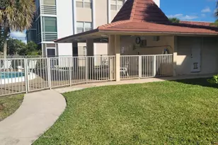 3571 Inverrary Dr, Lauderhill, FL 33319 - Photo 8