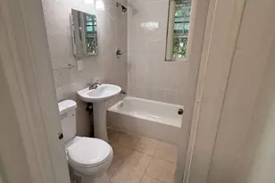 605 84th St, Miami Beach, FL 33141 - Photo 8
