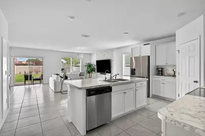 502 NW Kingston Street, Port Saint Lucie, FL 34983 - Photo 14