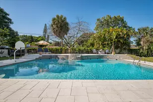 4011 SW 2nd St, Plantation, FL 33317 - Photo 2