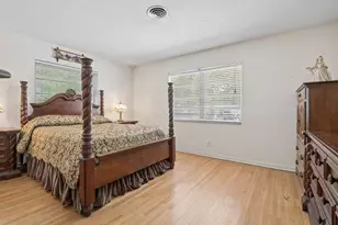 4011 SW 2nd St, Plantation, FL 33317 - Photo 8
