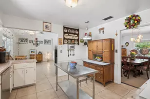 4011 SW 2nd St, Plantation, FL 33317 - Photo 18