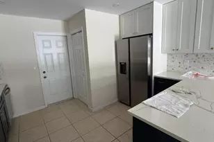 1869 Windsor Dr, North Palm Beach, FL 33408 - Photo 4