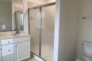 2013 Nassau Dr, Riviera Beach, FL 33404 - Photo 14