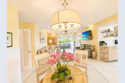 12 Colonial Club Drive #305, Boynton Beach, FL 33435 - Photo 2