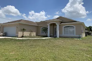 892 SW Duncan Terrace, Port Saint Lucie, FL 34953 - Photo 2