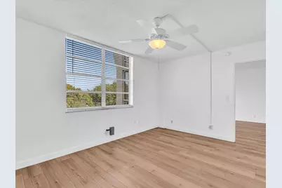 9470 Poinciana Place #303, Davie, FL 33324 - Photo 38