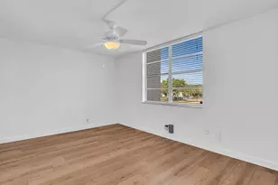 9470 Poinciana Pl, Davie, FL 33324 - Photo 36