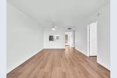 9470 Poinciana Place #303, Davie, FL 33324 - Photo 30