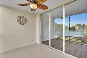 9470 Poinciana Pl, Davie, FL 33324 - Photo 36