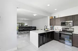 1086 Woodfield Rd, Greenacres, FL 33415 - Photo 10