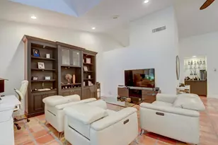 4666 S Fountains Dr S, Lake Worth, FL 33467 - Photo 10