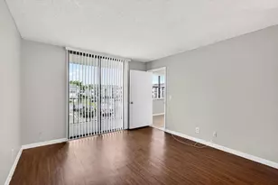 738 Executive Center Dr, West Palm Beach, FL 33401 - Photo 10