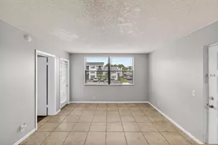 738 Executive Center Dr, West Palm Beach, FL 33401 - Photo 6