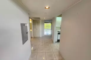 601 SW 142nd Ave SW, Pembroke Pines, FL 33027 - Photo 6
