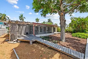 1718 SE 14th St, Fort Lauderdale, FL 33316 - Photo 24