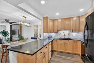 1502 S Lakeside Dr, Lake Worth Beach, FL 33460 - Photo 8