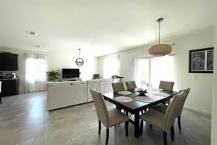 10574 SW Cambria Ln, Port Saint Lucie, FL 34987 - Photo 12
