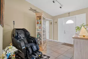 1146 SW Del Rio Blvd, Port Saint Lucie, FL 34953 - Photo 4