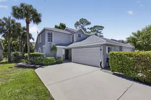 936 Honeytree Ln, Wellington, FL 33414 - Photo 2