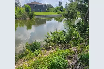 2205 NE 25th Terrace, Cape Coral, FL 33909 - Photo 2