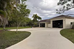8264 Palomino Dr, Lake Worth, FL 33467 - Photo 2
