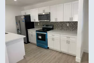 4121 Stirling Road #401, Dania Beach, FL 33314 - Photo 2