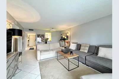 7006 Huntington Lane #306, Delray Beach, FL 33446 - Photo 10