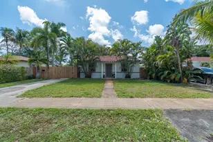 820 SW 18th Ct, Fort Lauderdale, FL 33315 - Photo 24