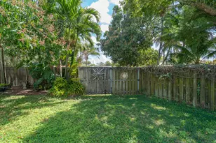 820 SW 18th Ct, Fort Lauderdale, FL 33315 - Photo 36
