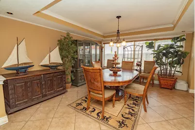 820 SW 18th Court, Fort Lauderdale, FL 33315 - Photo 10