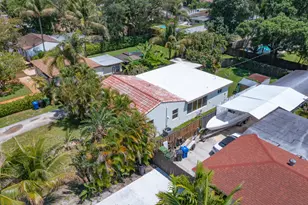820 SW 18th Ct, Fort Lauderdale, FL 33315 - Photo 44