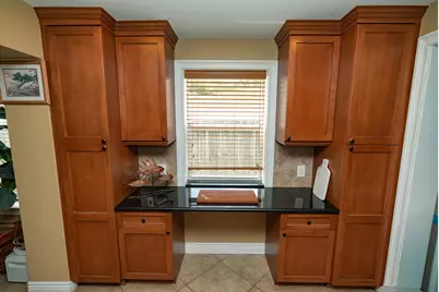820 SW 18th Court, Fort Lauderdale, FL 33315 - Photo 10