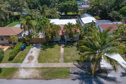 820 SW 18th Court, Fort Lauderdale, FL 33315 - Photo 42