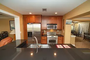 820 SW 18th Ct, Fort Lauderdale, FL 33315 - Photo 8