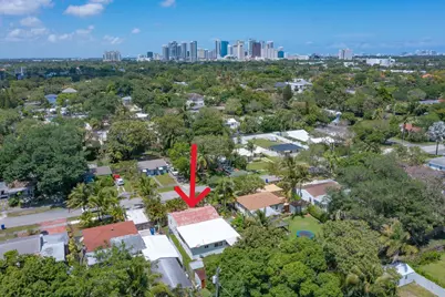 820 SW 18th Court, Fort Lauderdale, FL 33315 - Photo 40