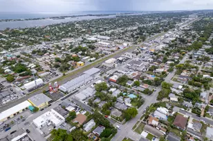 625 Selkirk St, West Palm Beach, FL 33405 - Photo 28