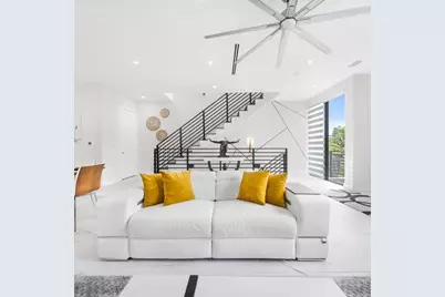 1058 N Victoria Park Road N, Fort Lauderdale, FL 33304 - Photo 16