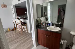 115 SW 11th St, Miami, FL 33130 - Photo 18