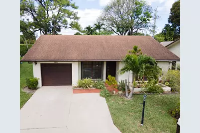 6149 Olivewood Circle, Greenacres, FL 33463 - Photo 2