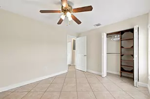 8871 SW 6th St, Miami, FL 33174 - Photo 8