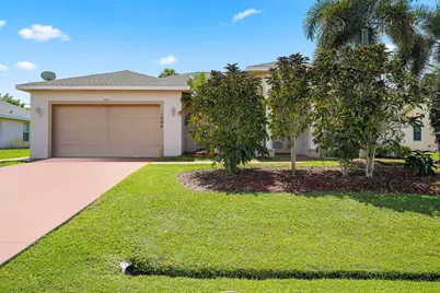 1092 SW Majorca Avenue, Port Saint Lucie, FL 34953 - Photo 2