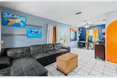 1110 14th Court S, Lake Worth Beach, FL 33460 - Photo 8