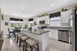 7697 NW Greenbank Cir, Port Saint Lucie, FL 34987 - Photo 8