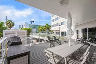 3000 Holiday Dr, Fort Lauderdale, FL 33316 - Photo 22