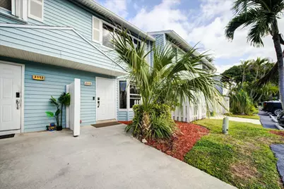 2555 NE 15th Street, Pompano Beach, FL 33062 - Photo 4